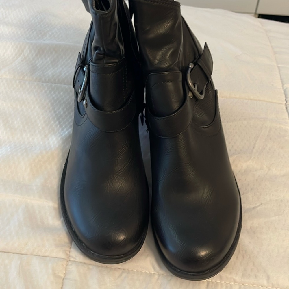 Cathy Jean womens moto boot size 8.5